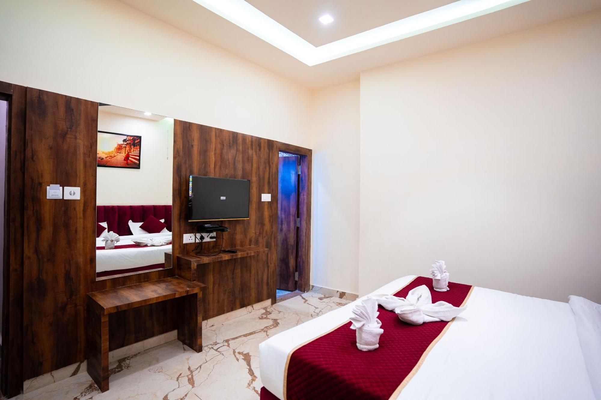Hotel Jsr Kedar Waranasi Zewnętrze zdjęcie