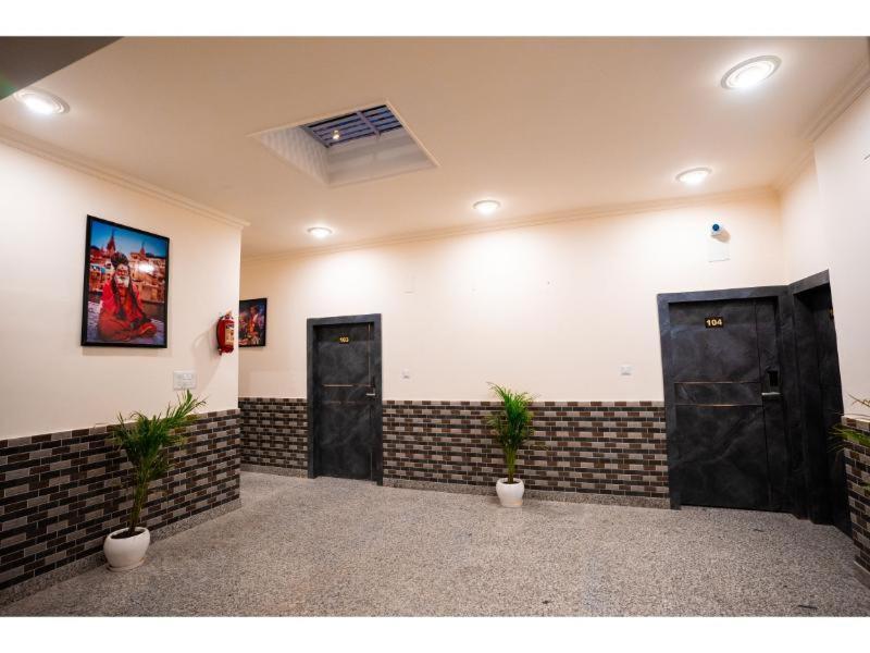 Hotel Jsr Kedar Waranasi Zewnętrze zdjęcie