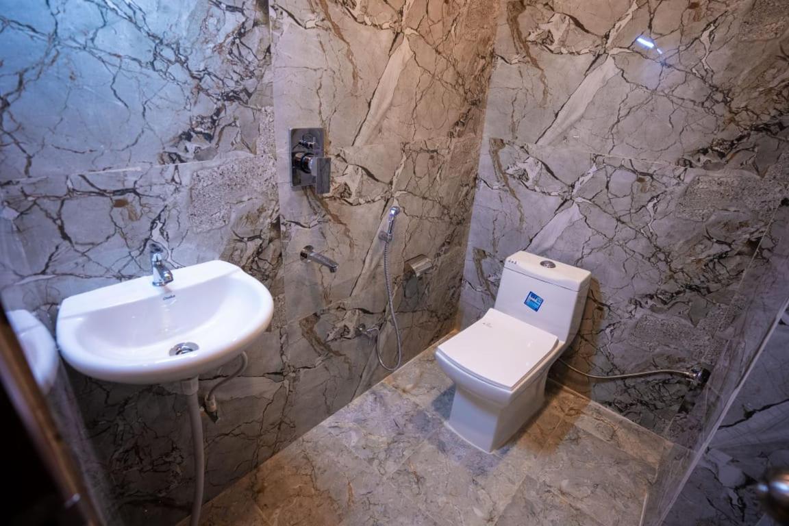 Hotel Jsr Kedar Waranasi Zewnętrze zdjęcie